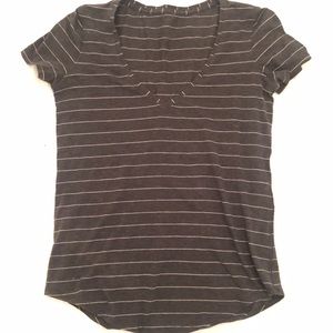 Women’s Lululemon V Neck Top